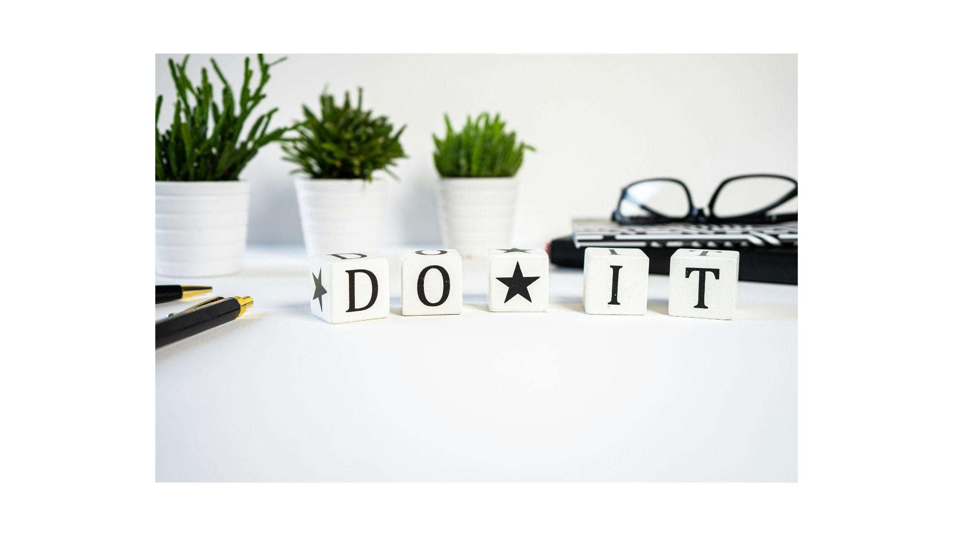 オレンジ シンプル 明るい 事業計画書 プレゼンテーション (2).jpg